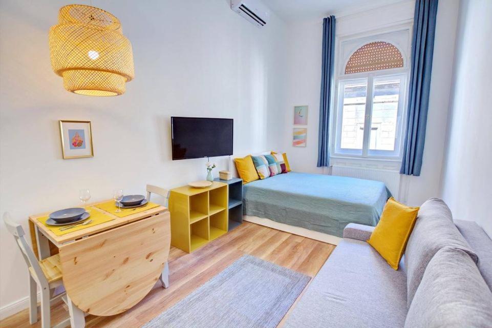 Apartmán Pau Stylish In The Heart Of